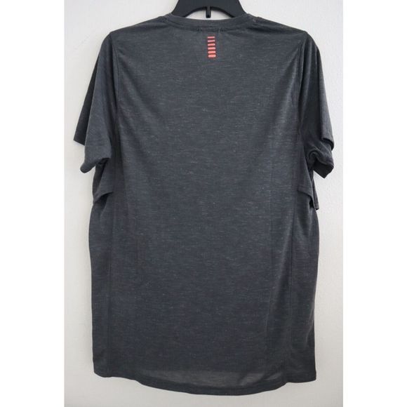 Under Armour 1369753 010 Men's Sz M Gray UA Run Trail T-Shirt $60 - Picture 2 of 9